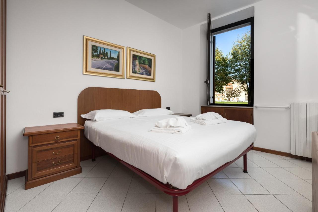 Apartment Flats4rent Regaste *